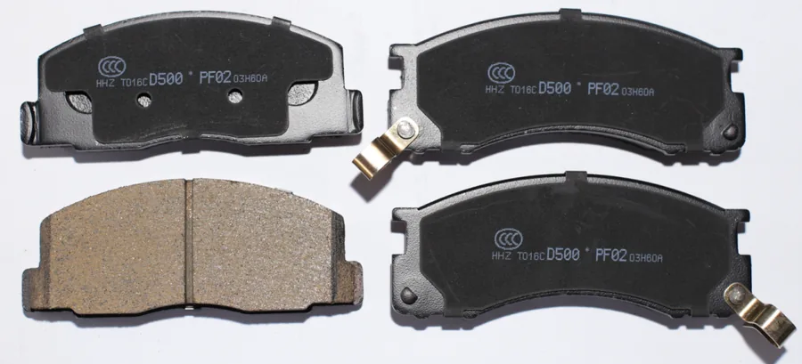 Toyota Hilux D1363 NAIST brake pad set